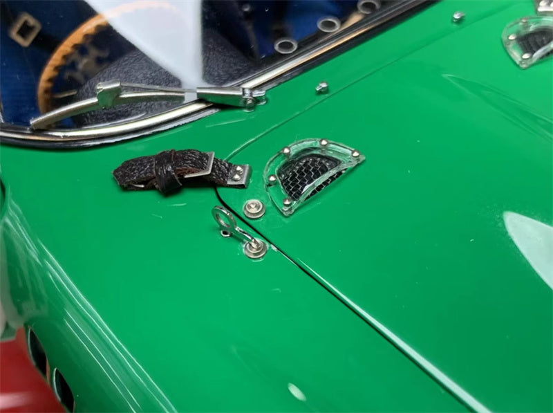 CMC Ferrari 250 GTO Silverstone 1963 David #44 Right hand drive Green Limited Edition 2000PCS ONLY 1:18 Car Pre-built Model view3