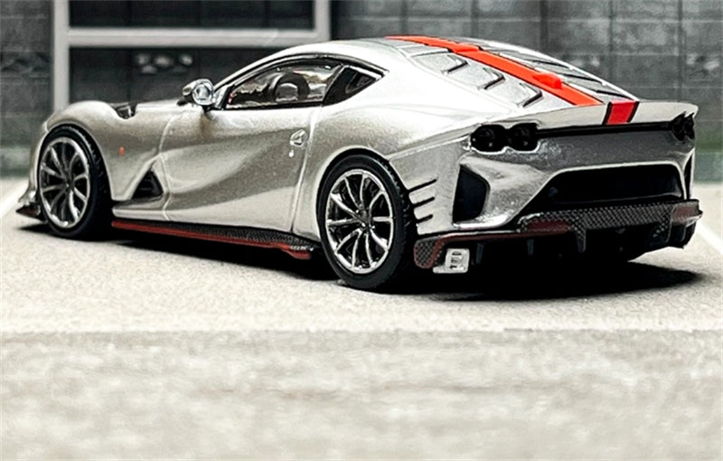 TOC Ferrari FE812C Coupe Sports ARGENTO NURBURGRING / FLUORESCENT RED 1:64 Car Pre-built Model