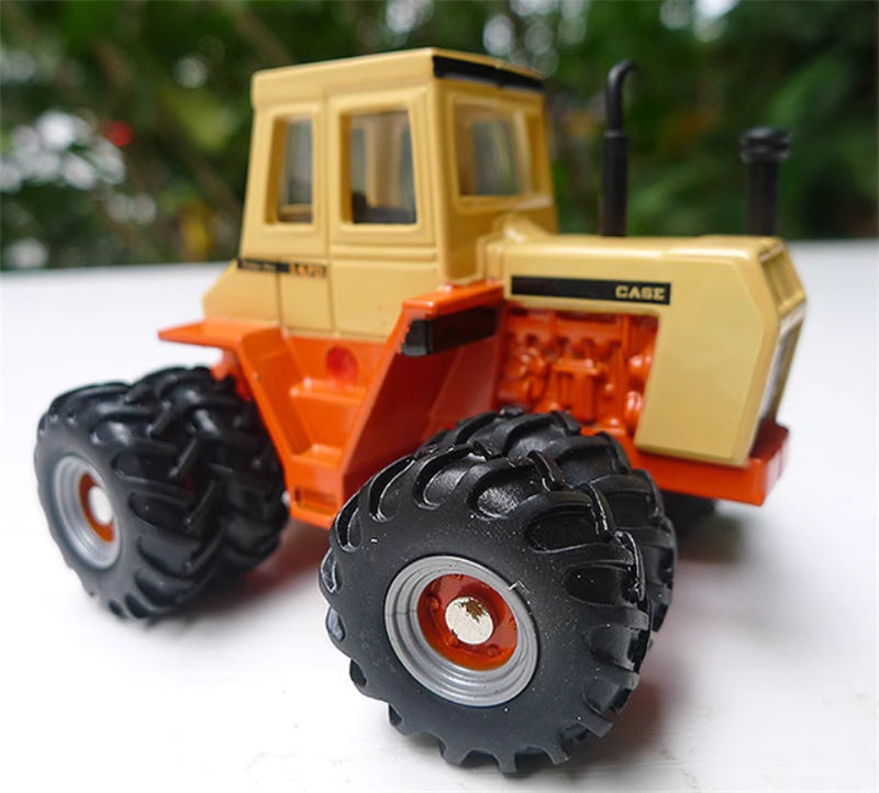 ERTL CASE IH 1470 Agricultural Tractor out of print Yellow 1:64 Truck Pre-built Model