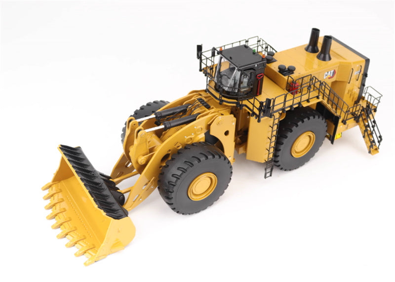 CATERPILLAR 995 Wheel Loader Yellow 1:50 Truck Pre-built Model