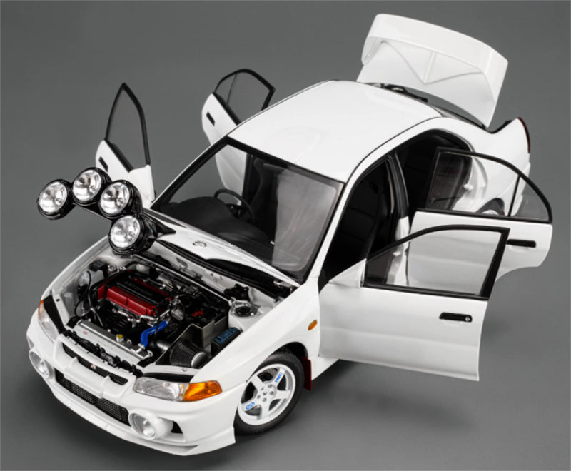 1:18 Mitsubishi Lancer Evolution IV GSR  WHITE / BONNET RALLY LAMP POD MOTORHELIX Limited Edition 499PCS ONLY DIECAST Model