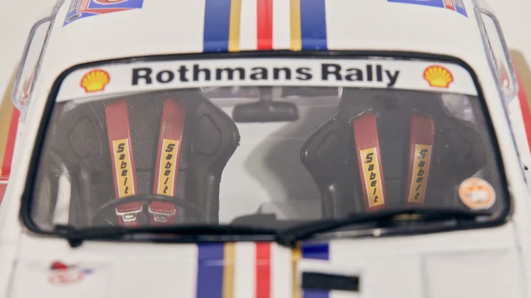 Sun star 1:18 MG Metro 6R4 Rothmans Rally WRC Group B 1986 Diecast Model