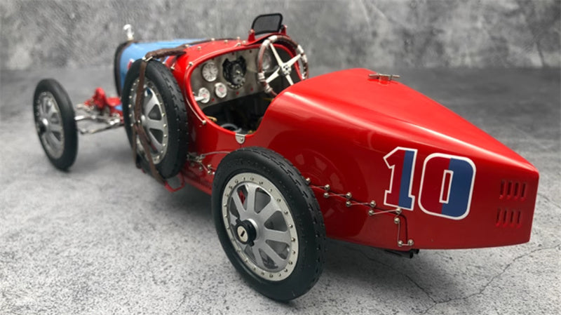CMC Bugatti Typ 35 Grand Prix Nation Colour Project Chile #10 1924 Limited Edition 1:18 Car Pre-built Model view3