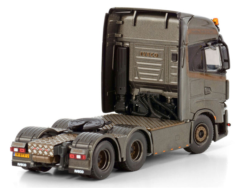WSI IVECO S-WAY AS HIGH 6X2 TAG AXLE Peter Binnendijk Trucking 1:50 Truck Pre-built Model