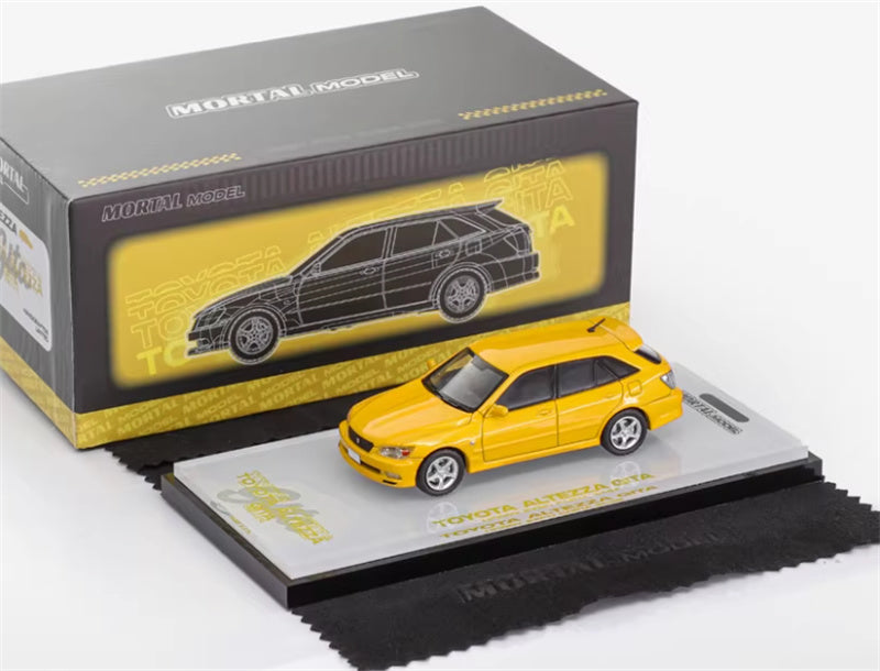 Mortal TOYOTA ALTEZZA GITA IS200 Exhibition HEC Limited yellow Limited Edition 1:64 Car Pre-built Model view5