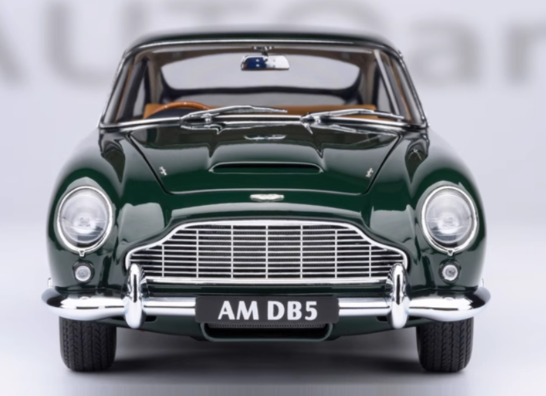 AUTOART Aston Martin DB5 Green 1:18 Car Pre-built Model view8