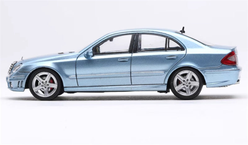 KING MODEL Classic Four-Eyed Mercedes-Benz E63 AMG W211 ice blue Limited Edition 599PCS ONLY 1:64 Car Pre-built Model view3