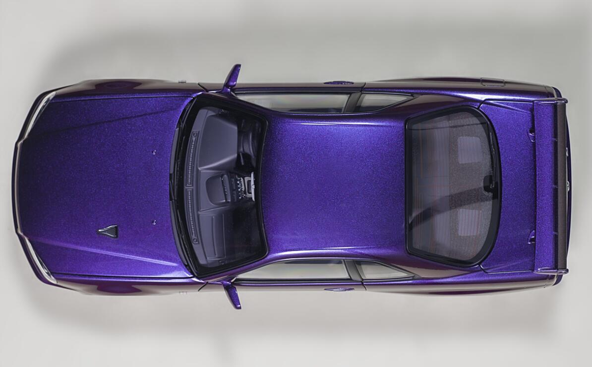 AUTOART Nissan Skyline GT-R (R34) V-Spec II with BBS LM wheels midnight purple 1:18car Pre-a Model