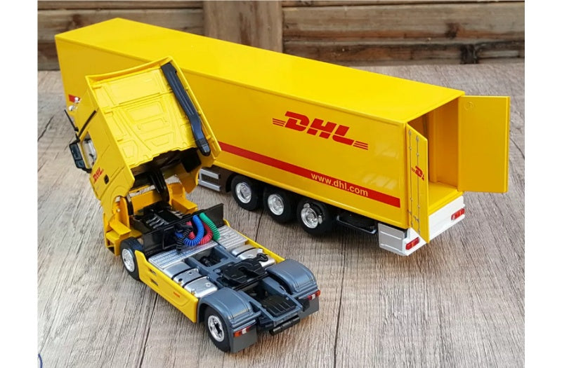 Mercedes ACTROS Shipping Container Truck DHL coating 1:50 Truck Pre-built Airliner Model Display view3