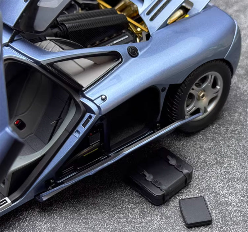 LCD-MODELS McLaren Racing XP5 Supercar baby blue 1:18 Car Pre-built Model view10