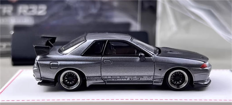 Focal Horizon Nissan Skyline GT-R R32 Grey Black Cover Limited Edition 699PCS ONLY 1:64 Car Pre-built Model view7