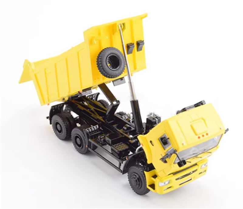 StartScaleModels Russian KAMAZ-6522 dump truck 1:43 Truck Pre-built Airliner Model Display view5