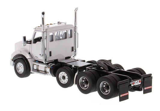 CATERPILLAR KENWORTH T880S SBFA DAY CAB TANDEM WITH PUSHER AXLE 1:50 Truck Pre-built Model