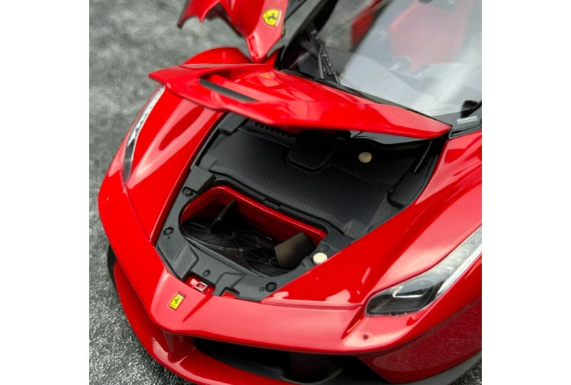 1:18 Ferrari LaFerrari  Standard red black top - silver wheels BBR MODELS  DIECAST Model