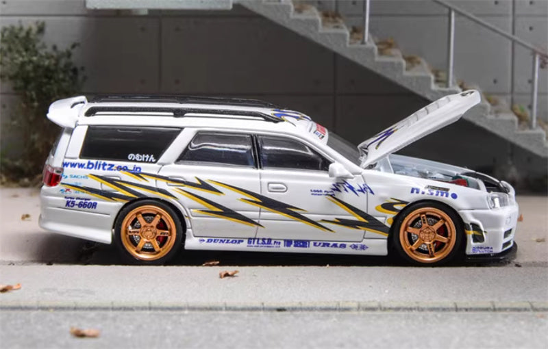 ZOOM Nissan R34 Stagea WC34 260RS White Gold Wheel 
nismo DUNLOP GTLSB URAS 1:64 Car Pre-built Model view3