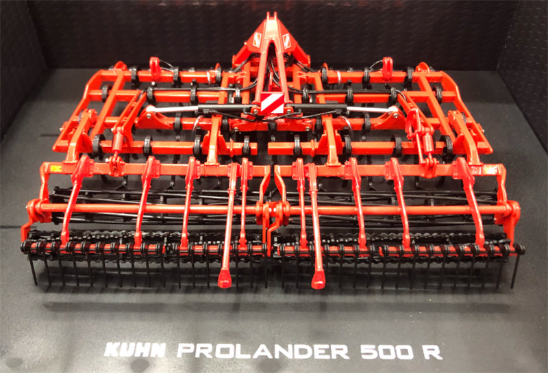Universal Hobbies KUHN Prolander 500R Cultivator with vibrating tines 1:32 Truck Pre-built Model