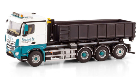 WSI AROCS MP4 2.300MM CLASSIC WITH 8X4 Blokland bv 1:50 Model