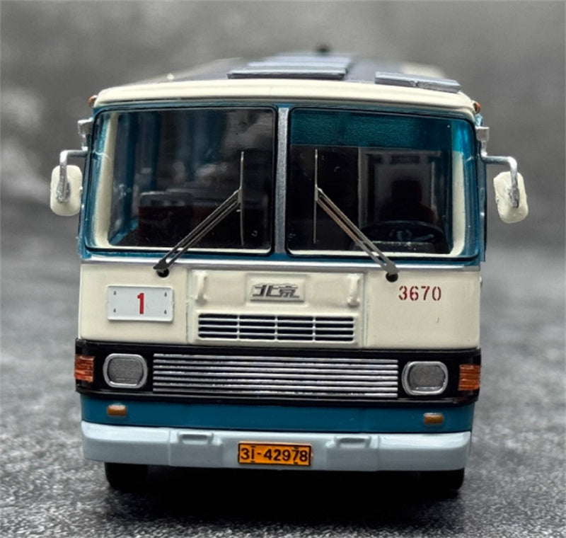 Beijing Public Transport Jinghua BK670 Yellow River Grand Passage 1 Road articulated bus lake blue 1:64 Bus Pre-built Model view7