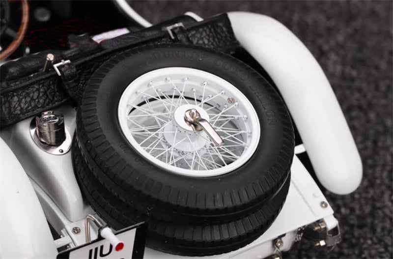 CMC Mercedes Benz SSK White 1928 White Limited Edition 1:18 Car Pre-built Model view11