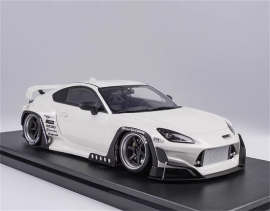 1:18 Toyota Pandem GR86  Crystal White GT SPIRIT  Resin Model