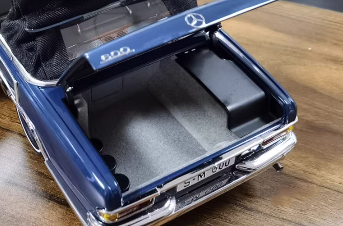 CMC Mercedes Benz 600 Pullman （W 100） blue 1:18car Pre-a Model