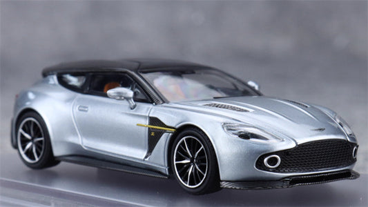 KING MODEL Aston Martin Vanquish Zagato Shooting Brake 2018 silver Limited Edition 999PCS ONLY 1:64 Car Pre-built Model view2