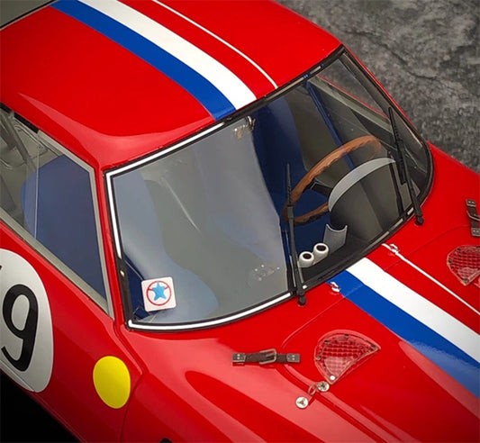 1:18 Ferrari 250GTO red Amalgam Le Mans #19 Resin Car Model view2