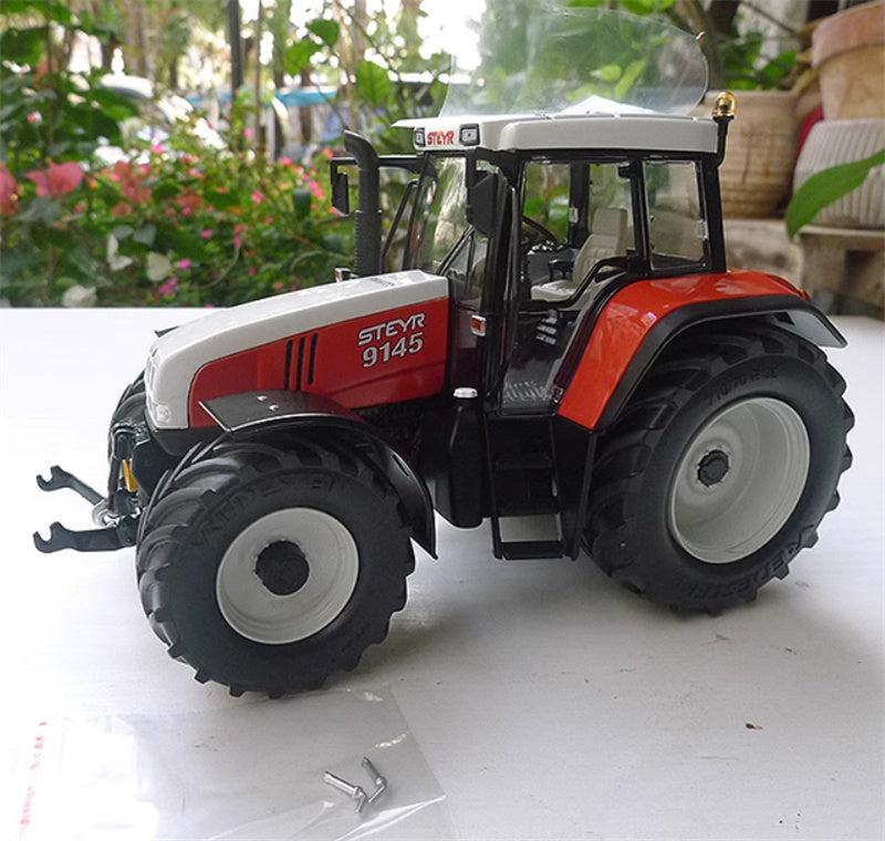 Marge Models Steyr tractor 9145 Red 1:32 Truck Pre-built Model