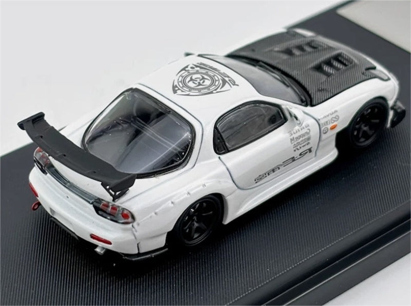 1:64 Mazda RX-7 RE Amemiya‌ White Master DIECAST Model