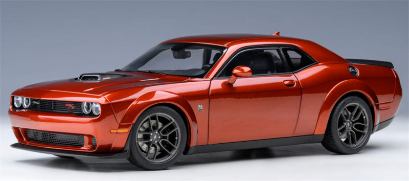 AUTOART Dodge Challenger R/T Scat Pack Widebody 2022 1:18 Car Pre-built Model view1
