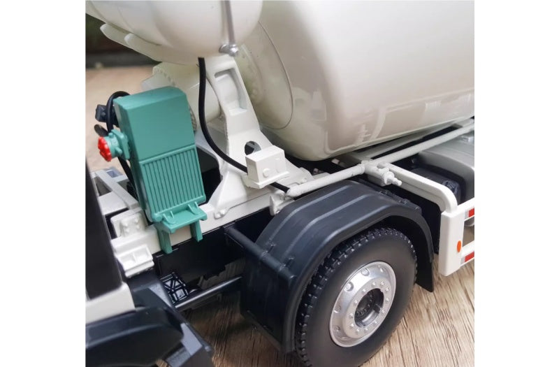 Sinotruk HOWO 8x4 TX Mixer Truck 1:24 Truck Pre-built Airliner Model Display view11