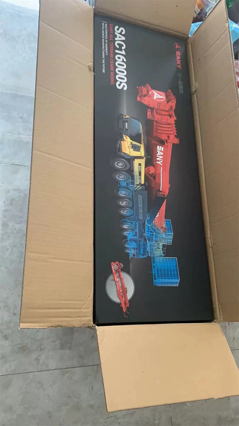 SANY SAC16000S ALL TERRAIN CRANE 1:50 KIT Truck Lorry