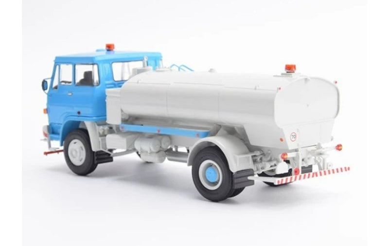 1:43   LIAZ-100.850 StartScaleModels   ABS Model
