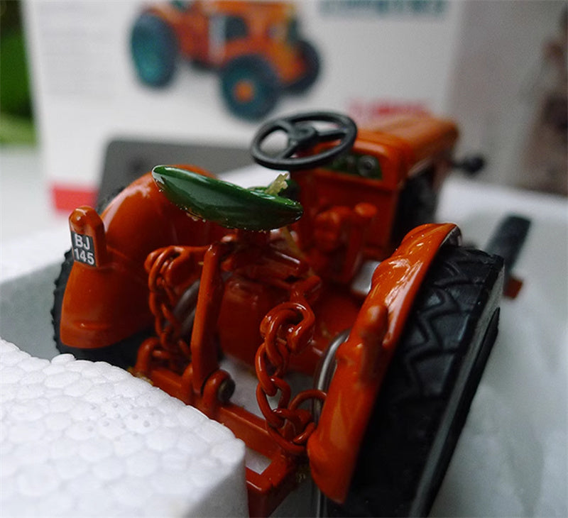 ROS SAME D.A. 25 1952 Classic Tractor Orange red 1:32 Truck Pre-built Model