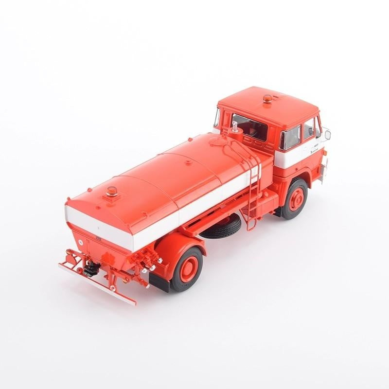 1:43  Benzina LIAZ-100.850 StartScaleModels   ABS Model