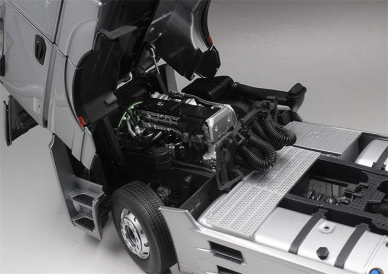 NZG Mercedes Benz Actros GigaSpace 4X2 Truck Lorry Tractor Edition 3 silver 1:18 DIECAST Truck Lorry