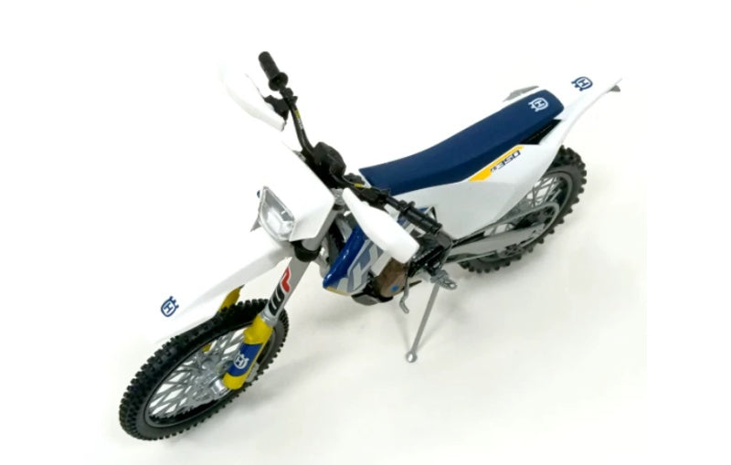 1:12 FE350/18 Husqvarna ABS Model view6