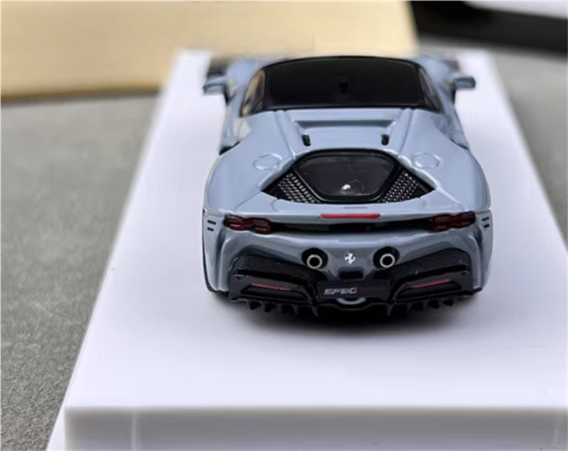 Solo Model Ferrari SF90 supercar Grey hardtop 1:64 Car Pre-built Airliner Model Display view5