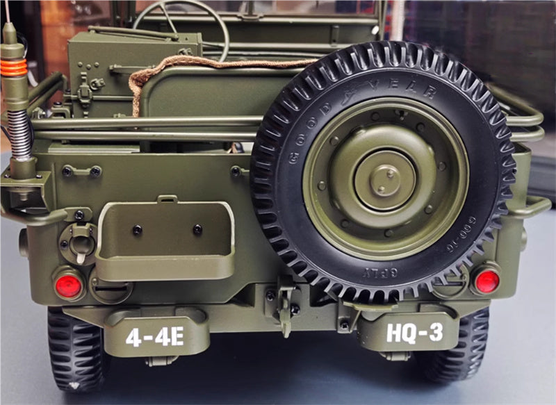 PREMIUM X 1943 Jeep Wells MB Trailer M3 Anti Tank Set Olive green 1:8 DIECAST Tank