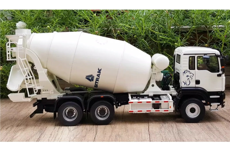 Sinotruk SITRAK 6x4 mixer truck 1:24 Truck Pre-built Airliner Model Display view5