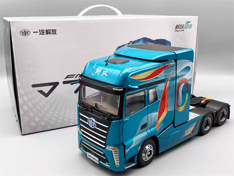 FAW J7 Lantu New Energy Tractor Truck 1:24 Truck Pre-built Model