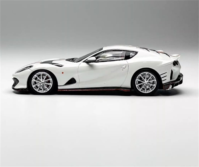TOC Ferrari FE812C Coupe Sports BIANCO ITALIA 1:64 Car Pre-built Model