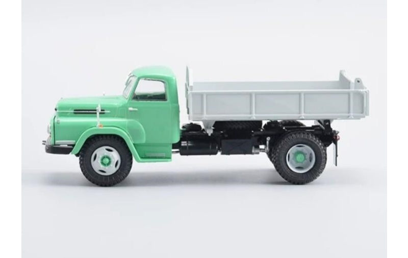 1:43   Csepel D-450B Modimio   ABS Model