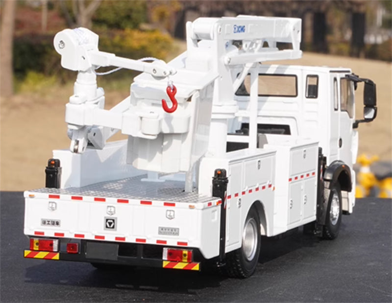 XCMG 18 meter Insulated bucket arm white 1:35 Truck Pre-built Model