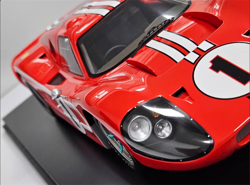1:18 Ford GT MK4 MK IV 1967 Spark Resin Car Model view6