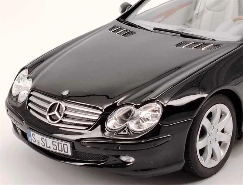 Norev Mercedes Benz SL 500 2003 sports car black 1:18 Car Pre-built Model view3
