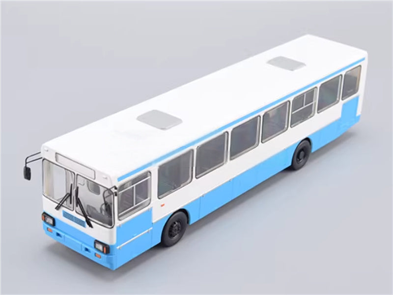 Modimio Russia MARZ-52661 City Commuter bus 1:43 Bus Pre-built Airliner Model Display view5