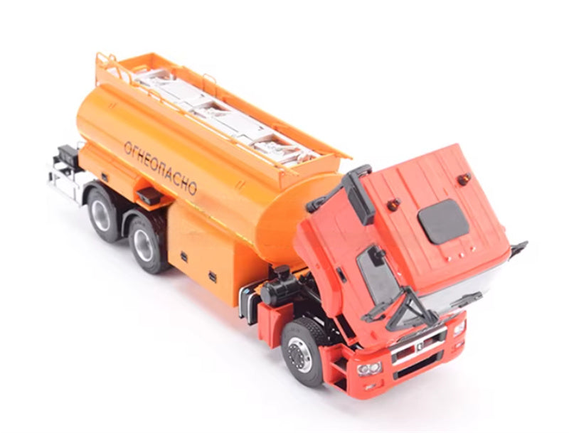 Modimio Russia Kamaz ATZ-16 oil tanker truck 1:43 Truck Pre-built Airliner Model Display view4