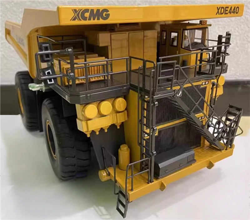 XCMG XDE440 DOUBLE BRIDGE RIGID MINING TRUCK 1:47 Truck Pre-built Model