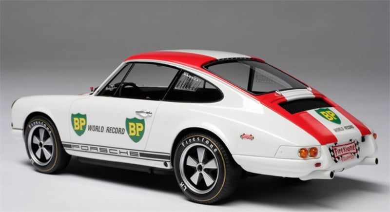 1:18 Porsche 911R 1967 Amalgam Resin Car Model view5